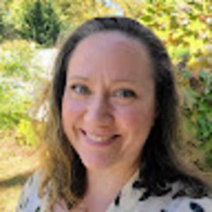 Meet your Posher, Holly